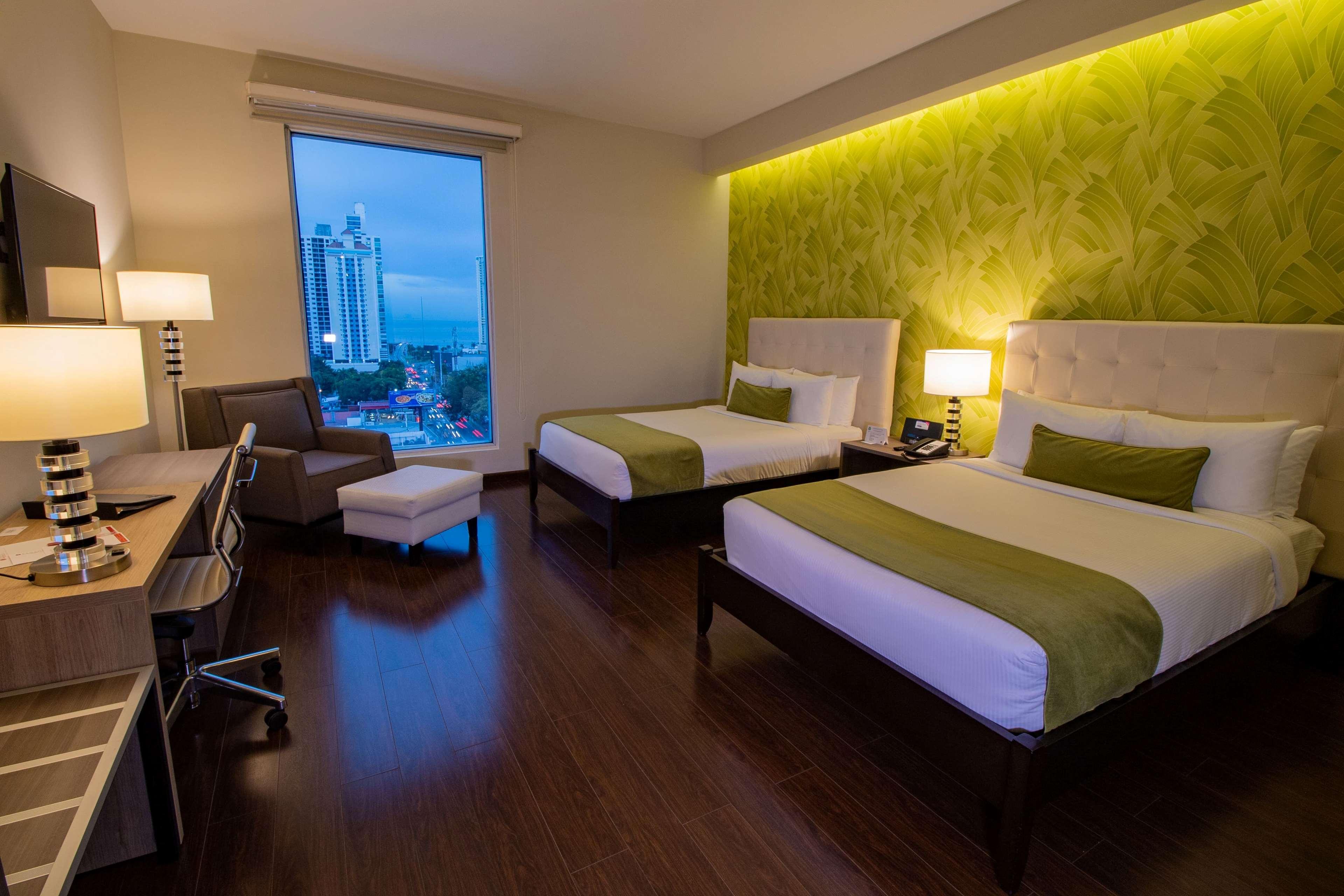 Ramada Plaza By Wyndham Panama Punta Pacifica Hotel Exterior photo