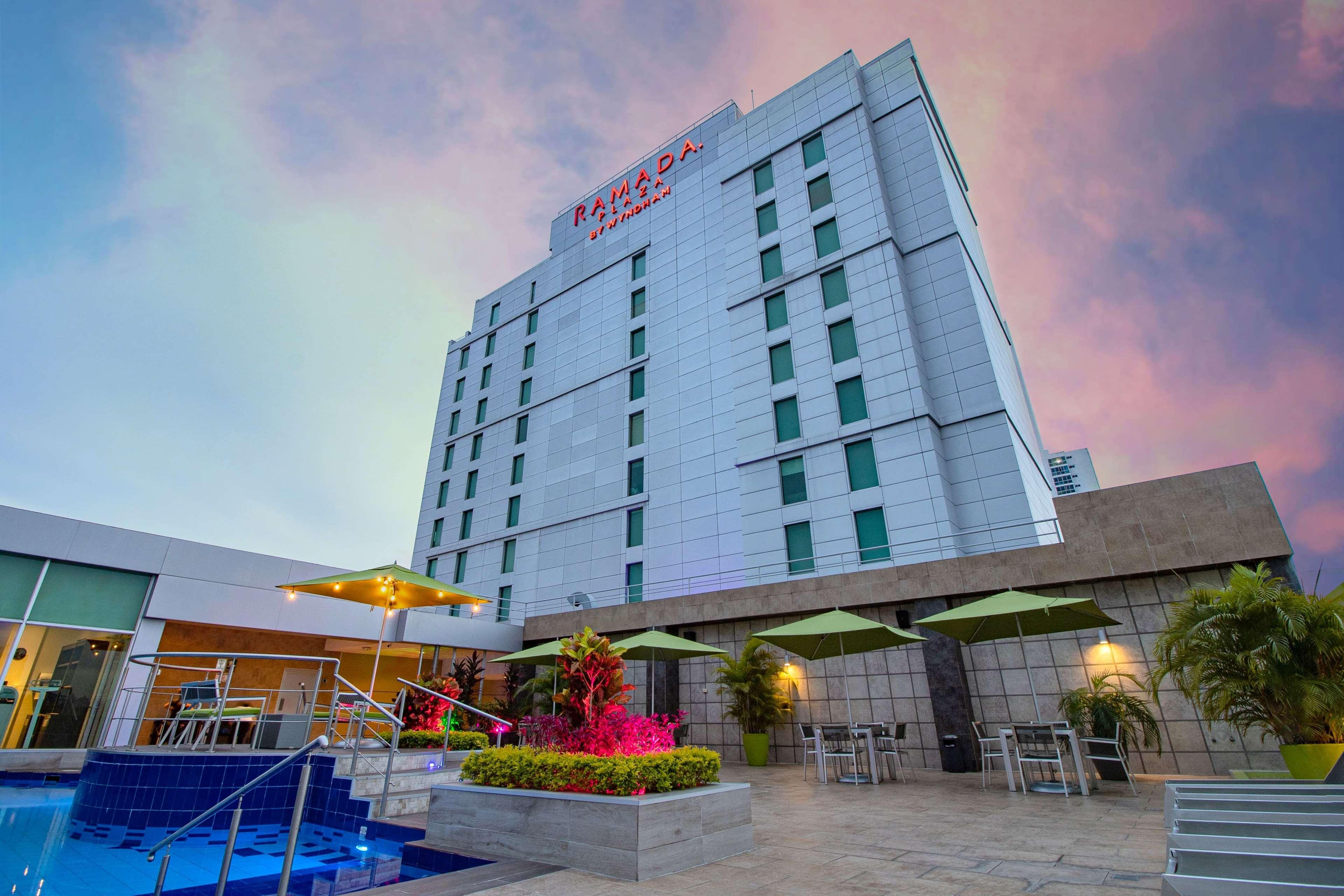 Ramada Plaza By Wyndham Panama Punta Pacifica Hotel Exterior photo