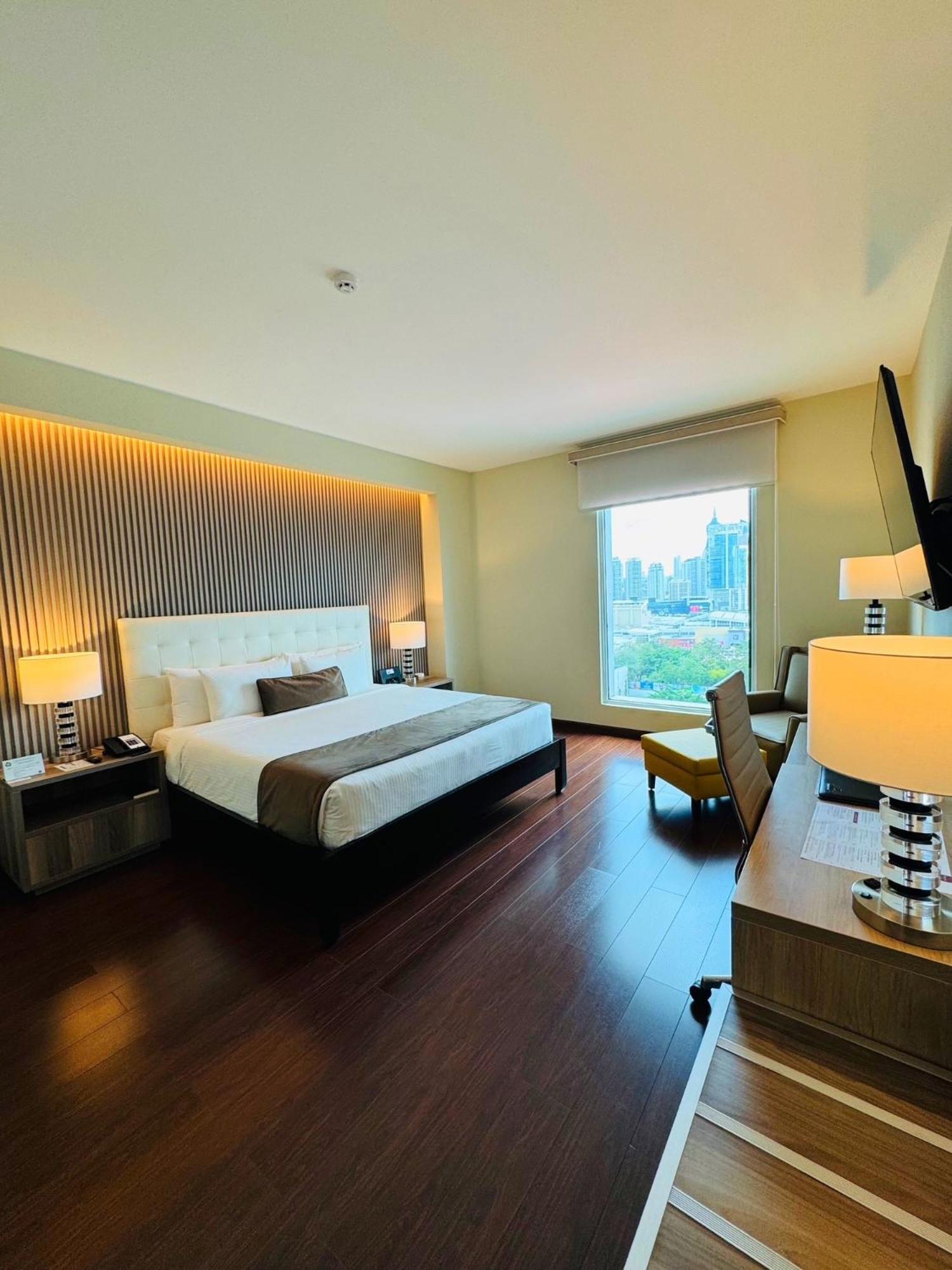 Ramada Plaza By Wyndham Panama Punta Pacifica Hotel Exterior photo