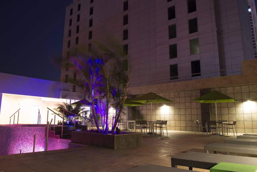Ramada Plaza By Wyndham Panama Punta Pacifica Hotel Exterior photo